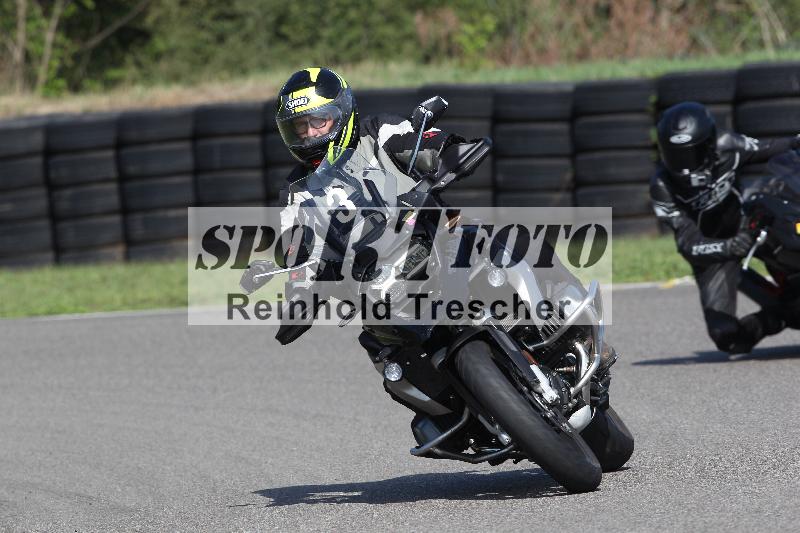 Archiv-2022/57 29.08.2022 Plüss Moto Sport ADR/Einsteiger/3